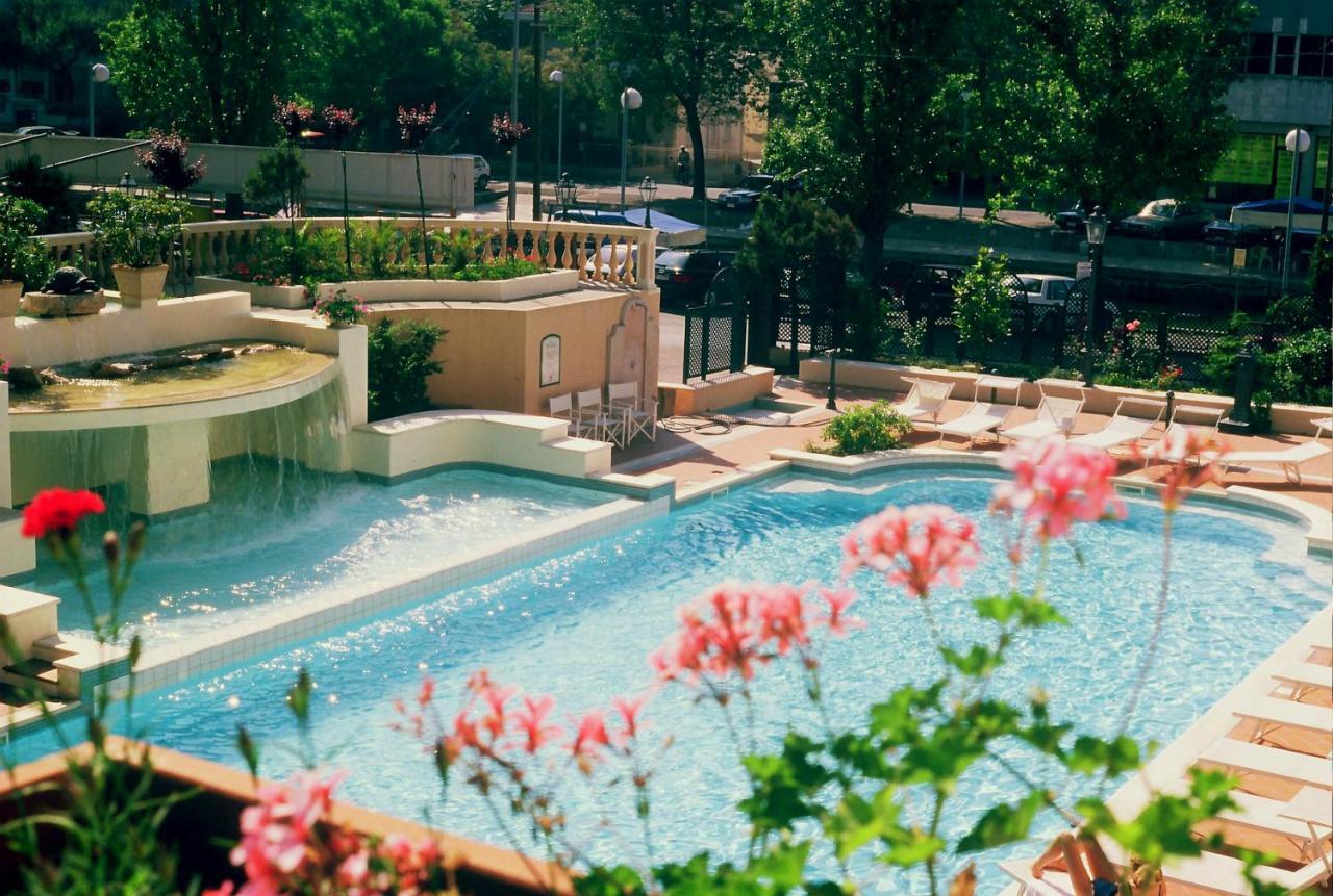 Mansarda Cannes Riccione Exterior photo